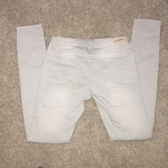 NWOT👖 - Picture 3 of 4